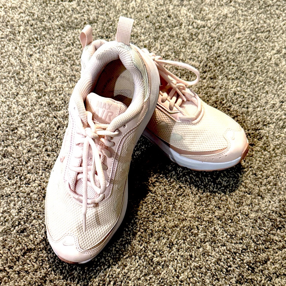Nike air Max AP - Light PINK, Size 6.5